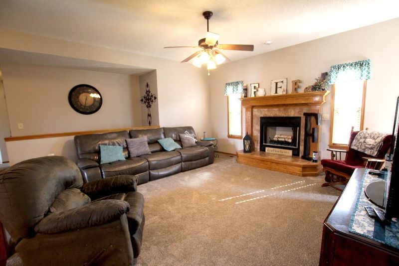 2536 Saint Andrew Ct, Goddard, KS 67052