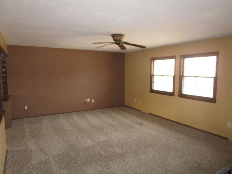 1001 E Bodine Dr, Derby, KS 67037
