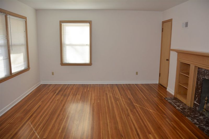 2730 E Menlo St, Wichita, KS 67211