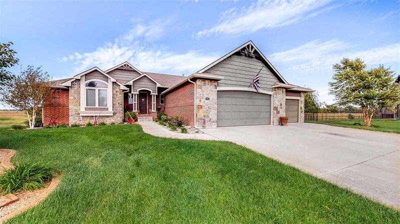 4867 N Emerald Ct, Maize, KS 67101
