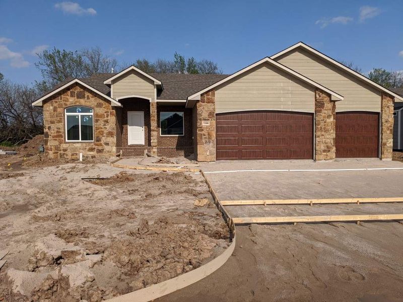 3388 N Laughlin St, Derby, KS 67037