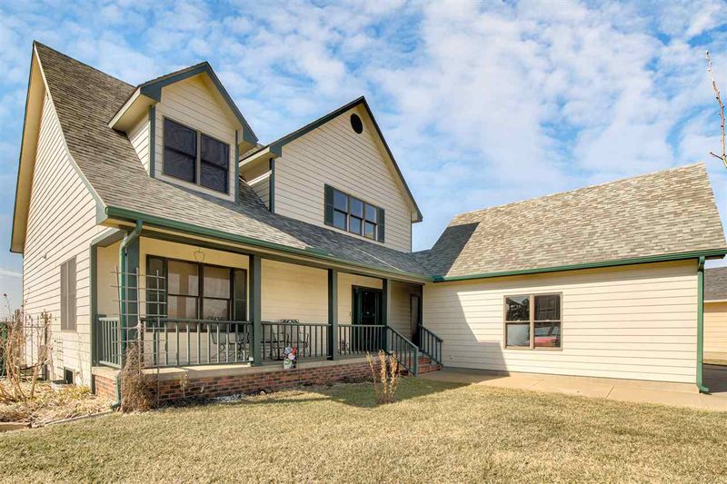 519 S Quail Ct, Newton, KS 67114