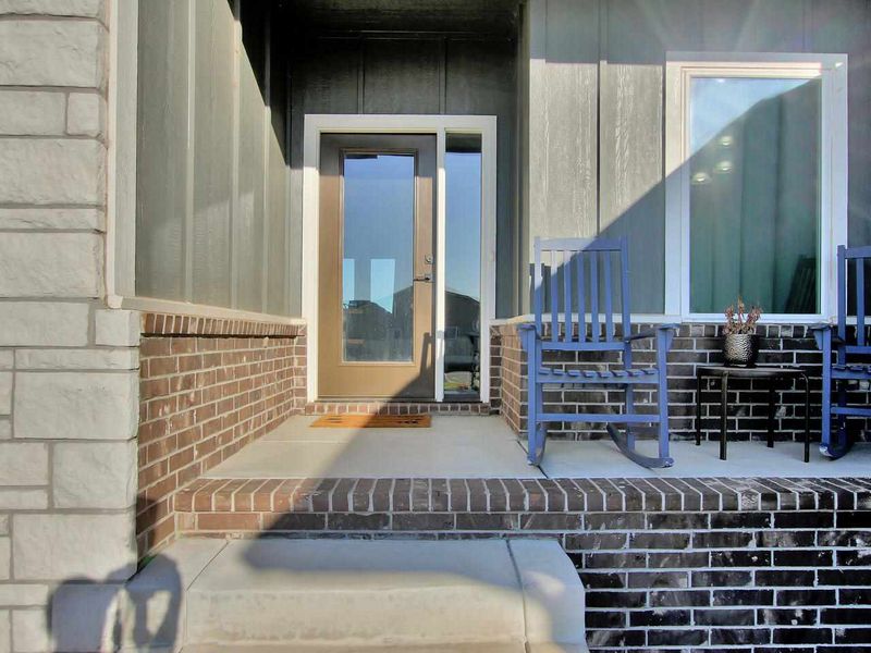 505 S Horseshoe Bnd, Maize, KS 67101