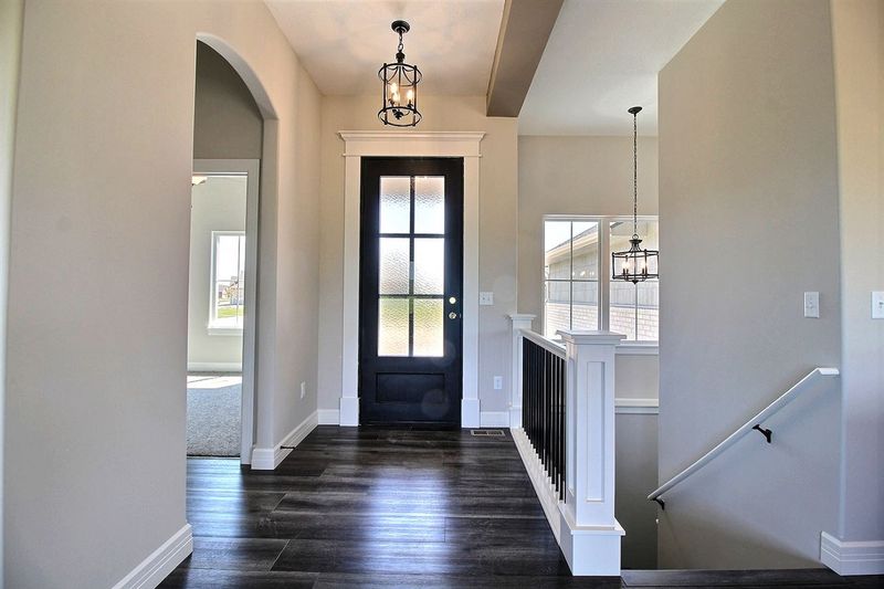 2101 S Michelle, Wichita, KS 67207