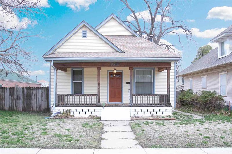 1818 W Maple St, Wichita, KS 67213