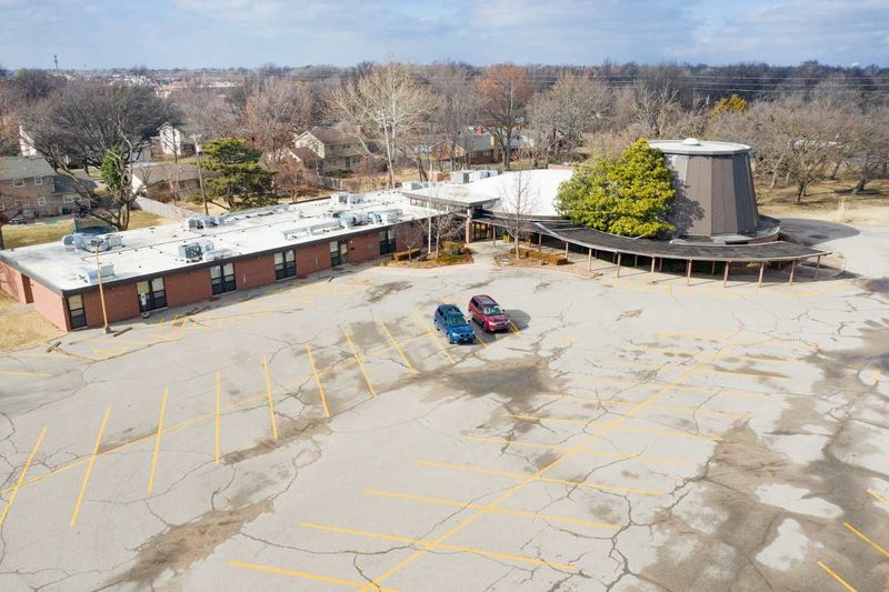 7011 E Central Ave, Wichita, KS 67206