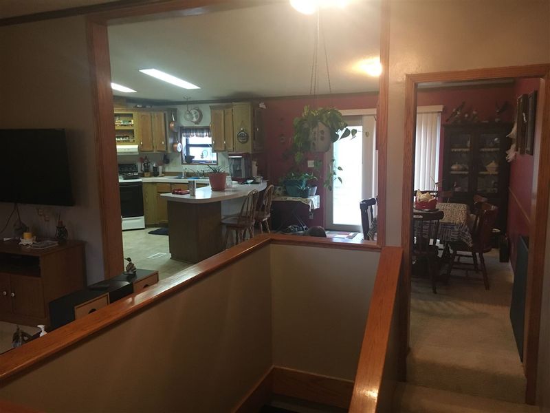 2114 Johnmark Dr, Winfield, KS 67156
