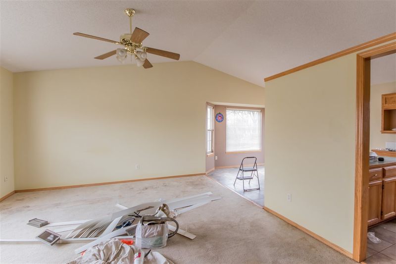 2219 N Horseshoe Cir, Derby, KS 67037