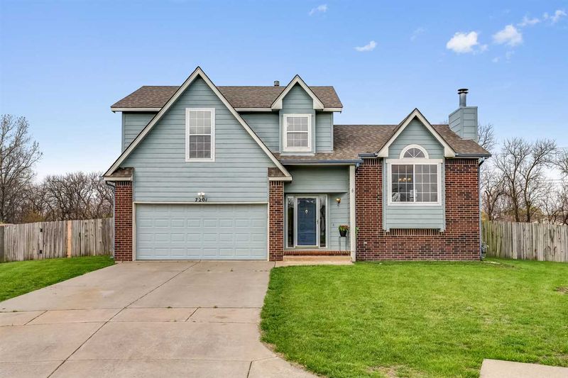 7201 E Brookview Cir, Wichita, KS 67226