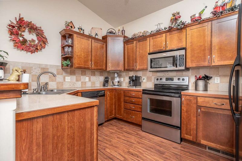 701 E Chukker, Haysville, KS 67060