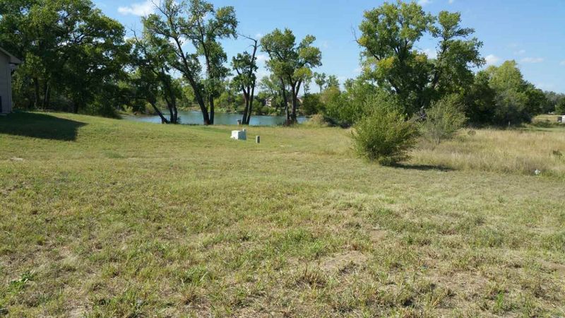 1218 E Maywood St, Wichita, KS 67216