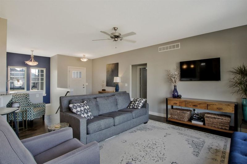720 Bobtail, Newton, KS 67114