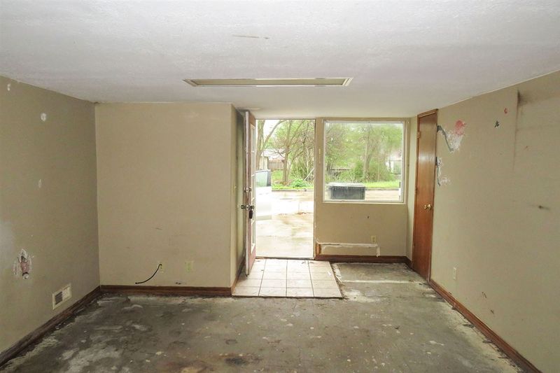 624 Myrtle St, Newton, KS 67114