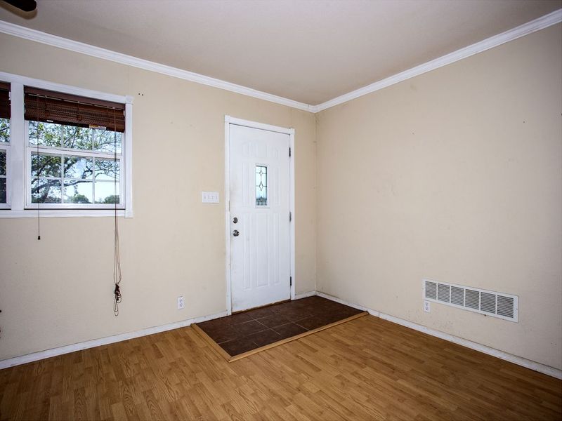 9220 E Funston Ct, Wichita, KS 67207-5514