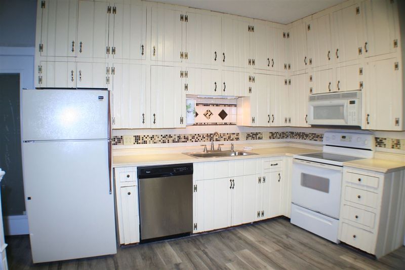 6521 E 95th St S, Derby, KS 67037