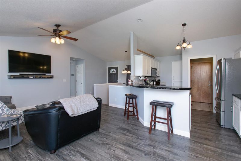 10916 W Waterside St, Maize, KS 67101