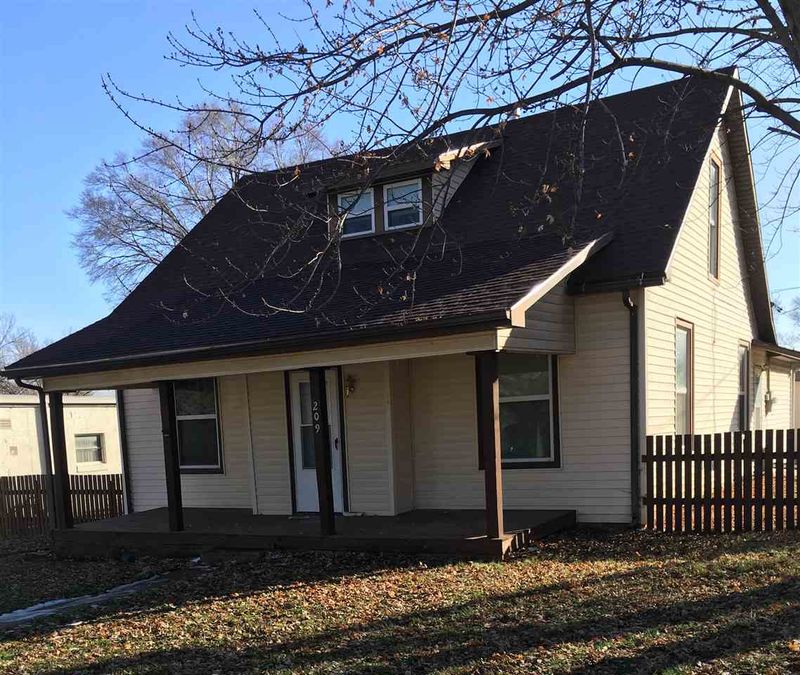 209 W Carr, El Dorado, KS 67042