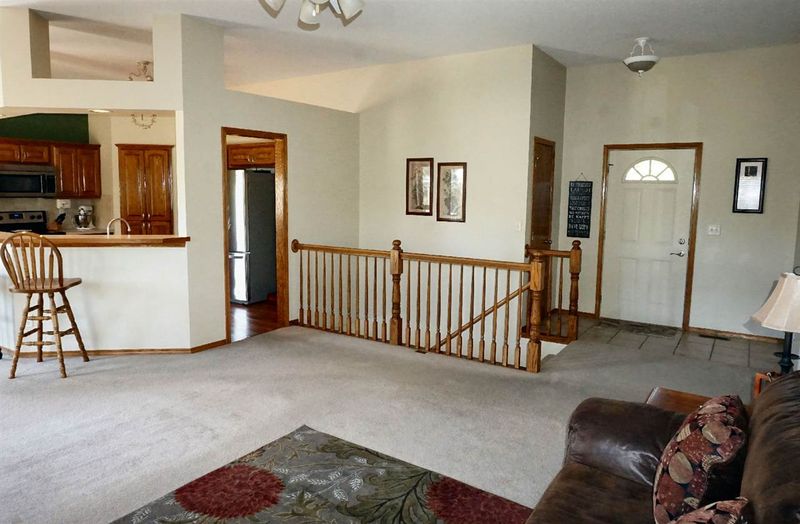 208 W Sienna Dr, Rose Hill, KS 67133