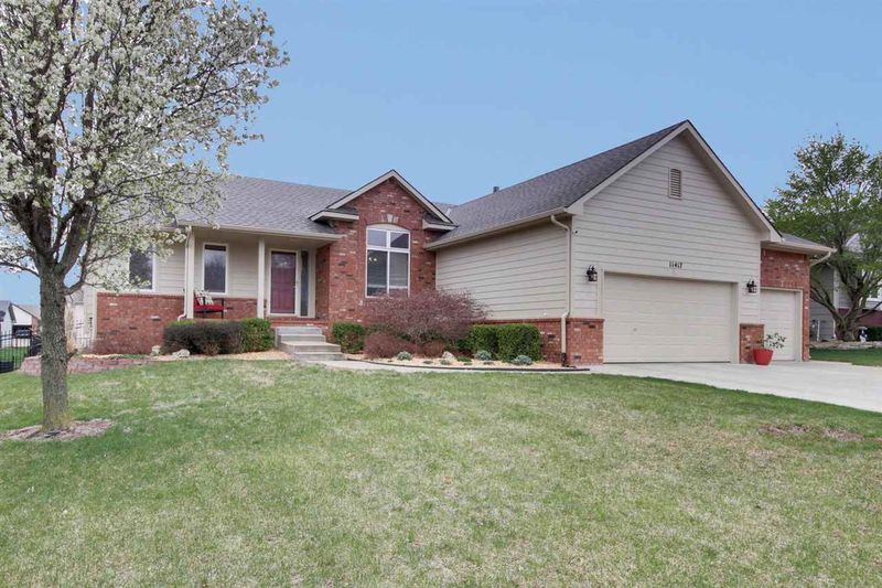 11417 E Killarney St, Wichita, KS 67206