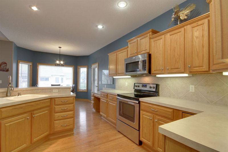 11417 E Killarney St, Wichita, KS 67206
