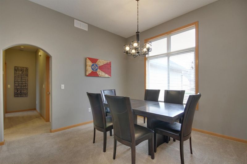 11417 E Killarney St, Wichita, KS 67206