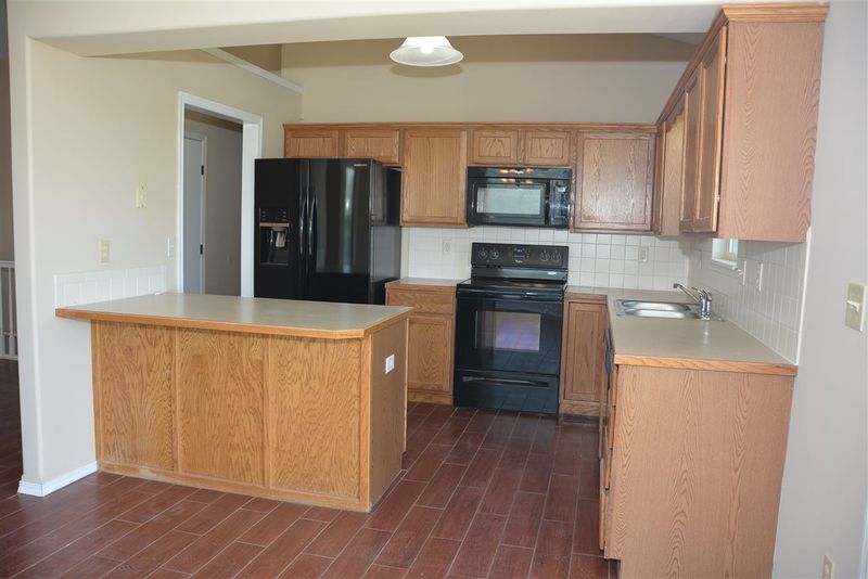 10005 E Stafford St, Wichita, KS 67207
