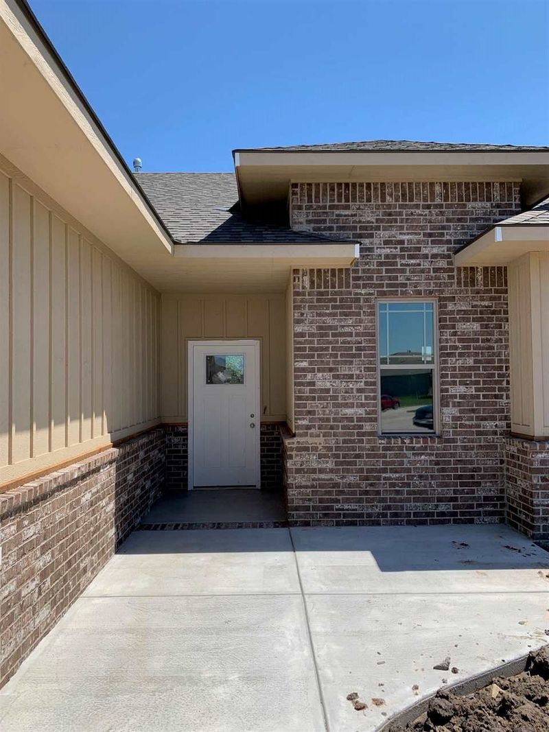 1720 Casey, Newton, KS 67114