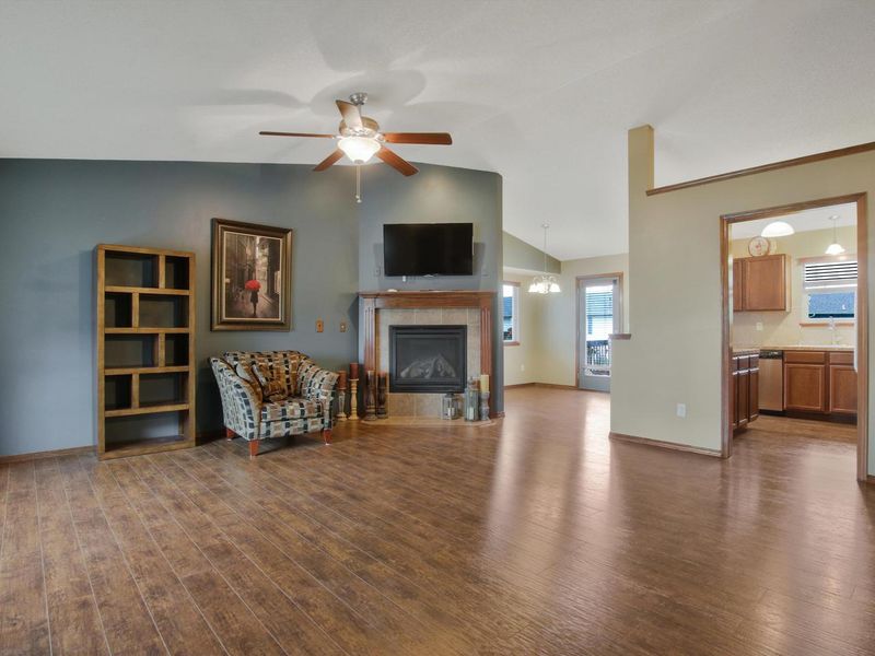 2304 E Spring Hill Dr, Goddard, KS 67052