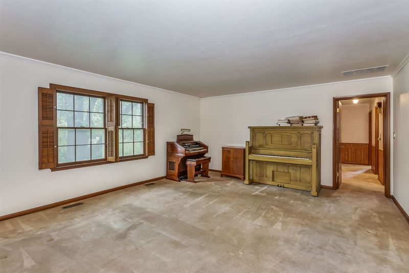 8014 E Mockingbird St, Wichita, KS 67207