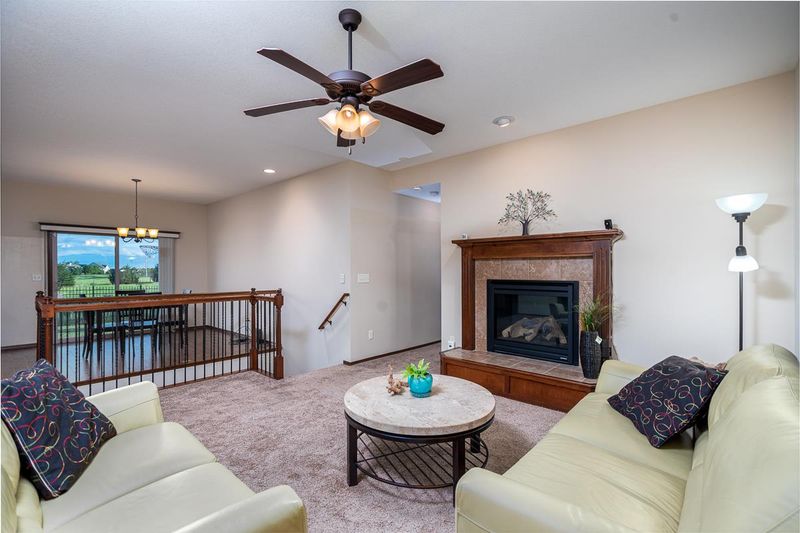 1125 E Thorn Apple, Derby, KS 67037