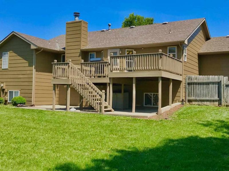 6159 E 41st Circle North, Bel Aire, KS 67220-3863