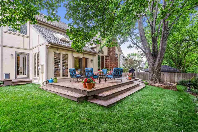 7004 E Aberdeen St, Wichita, KS 67206
