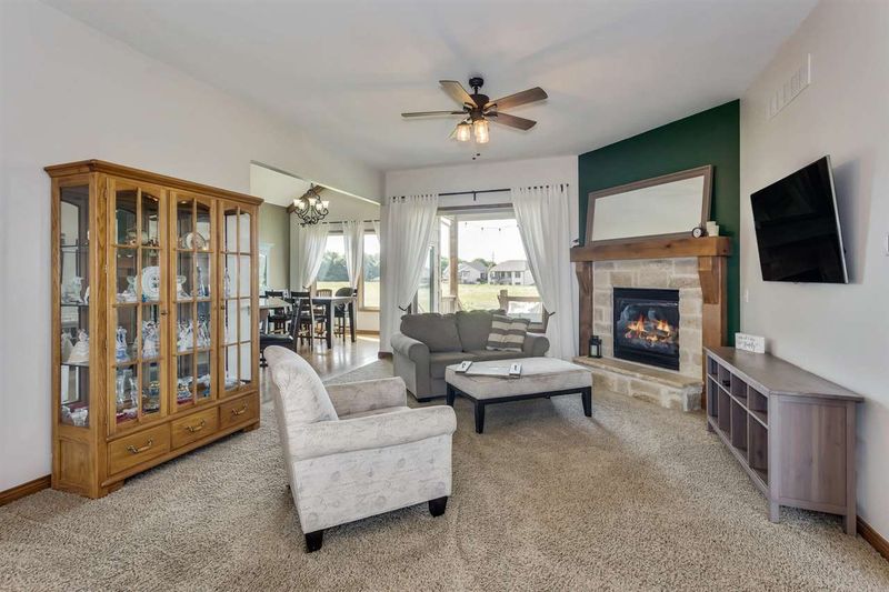 605 Stone Lake Cir, Augusta, KS 67010