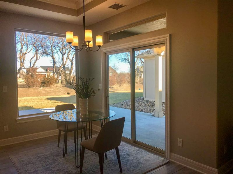 7810 E Turquoise Trl, Bel Aire, KS 67226