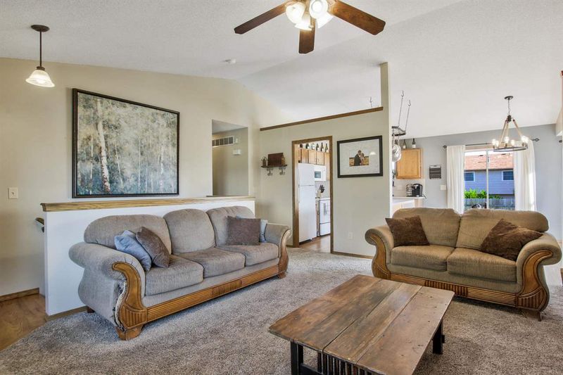 714 E Laramie Cir, Maize, KS 67101
