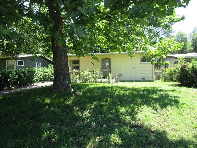 710 S 4th Ave, Mulvane, KS 67110