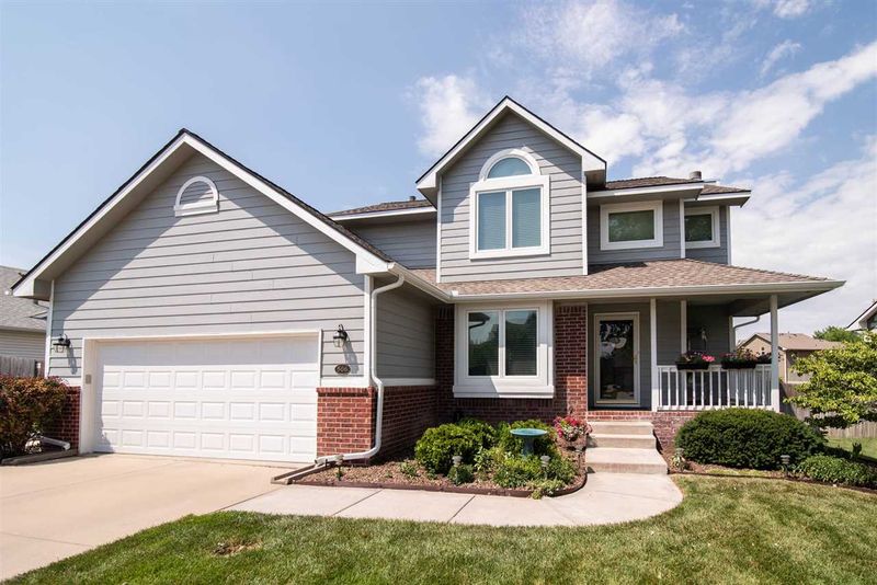 506 E Wahoo St, Derby, KS 67037-4238
