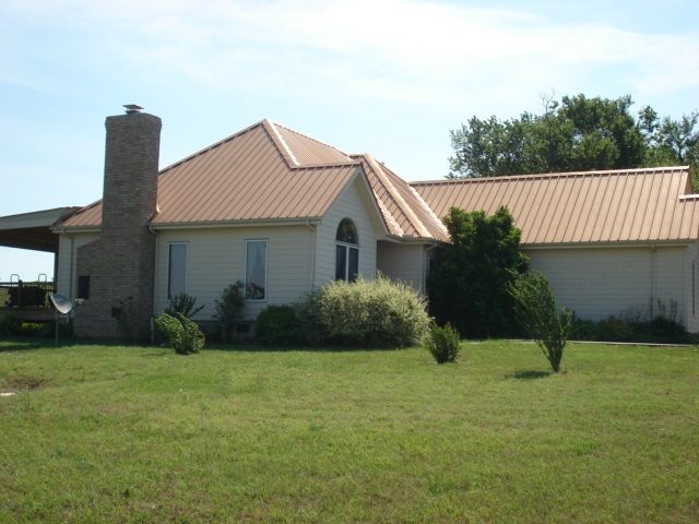11718 142nd Rd, Winfield, KS 67156