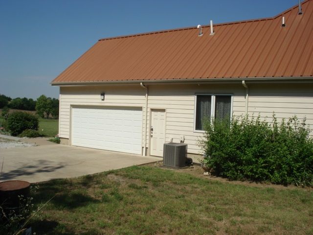 11718 142nd Rd, Winfield, KS 67156