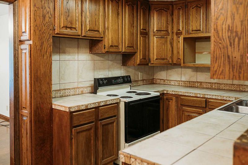 3545 S Walnut St, Wichita, KS 67217