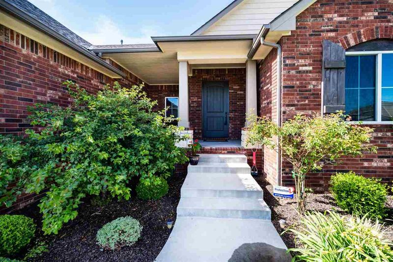 703 W Candlestar Ct, Andover, KS 67002