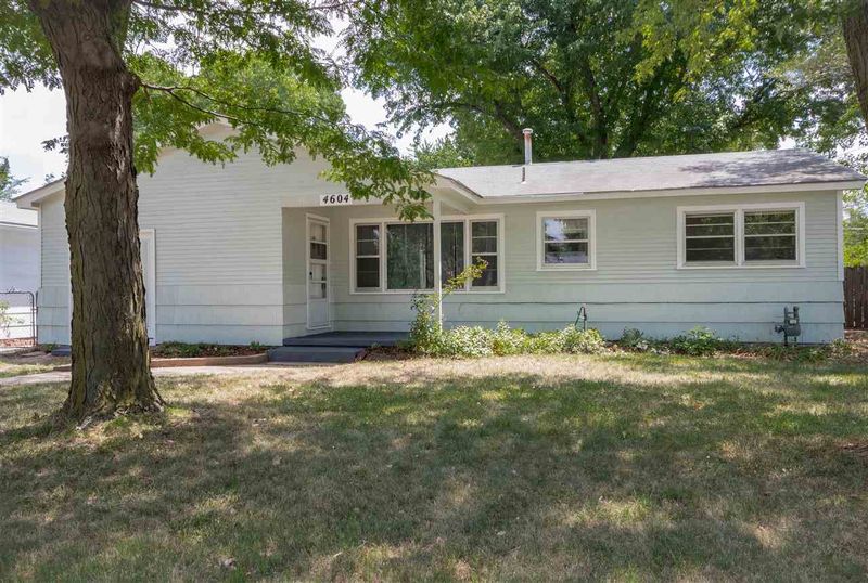4604 S Main St, Wichita, KS 67217