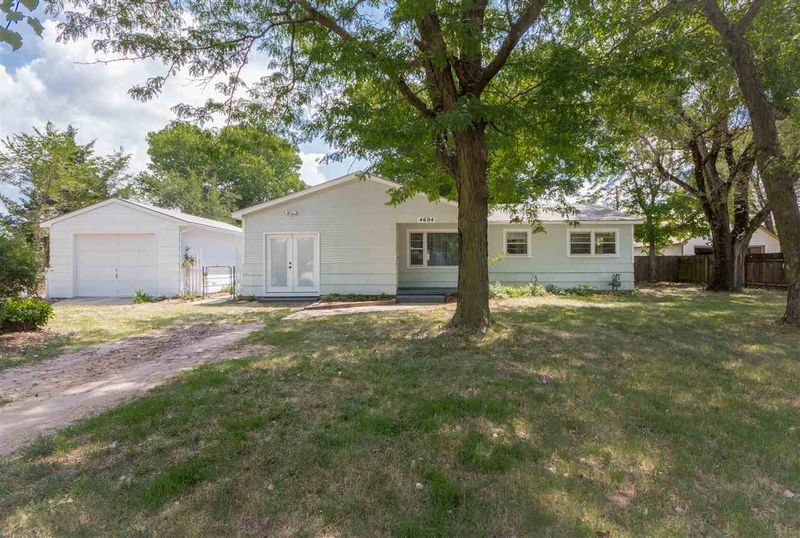 4604 S Main St, Wichita, KS 67217