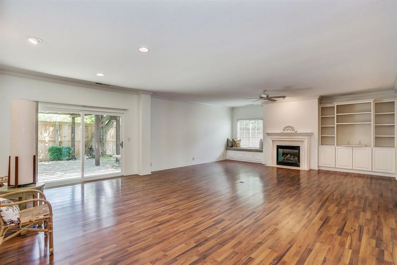 12402 E Killarney, Wichita, KS 67206