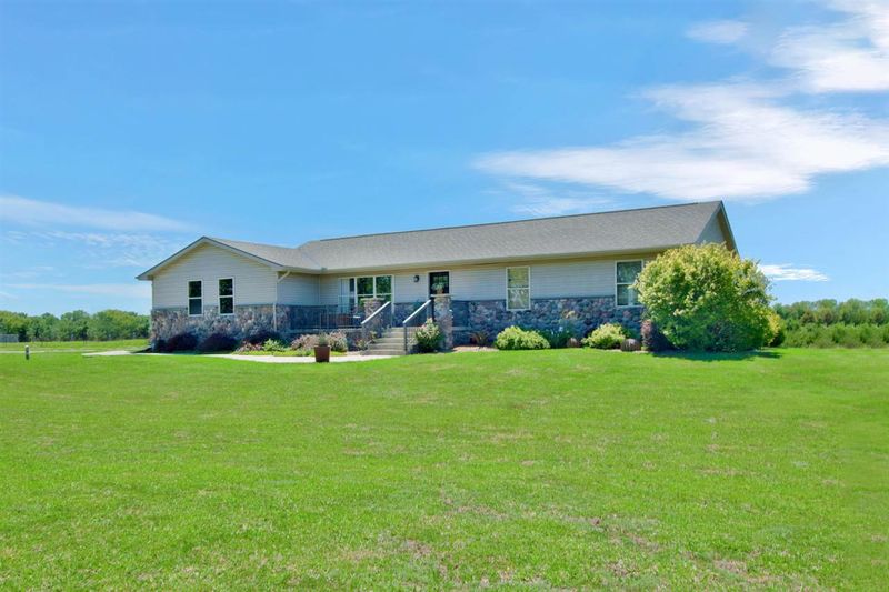 11919 E 117th St N, Valley Center, KS 67147