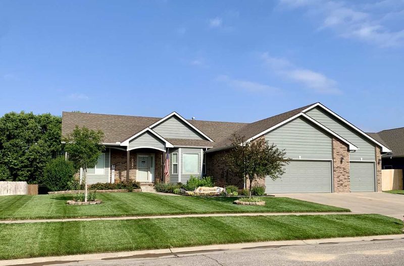 1439 S Arbor Meadows Cir, Derby, KS 67037