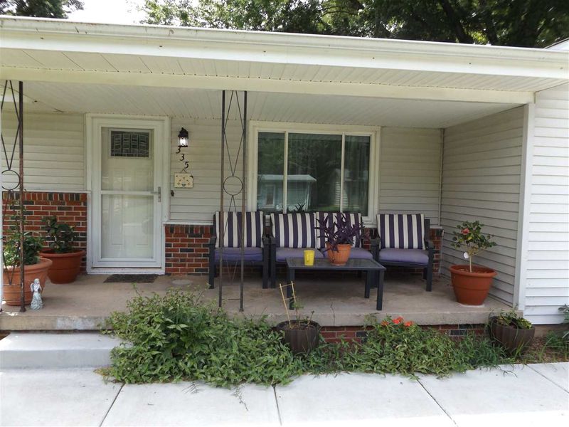 335 S Wire, Haysville, KS 67060