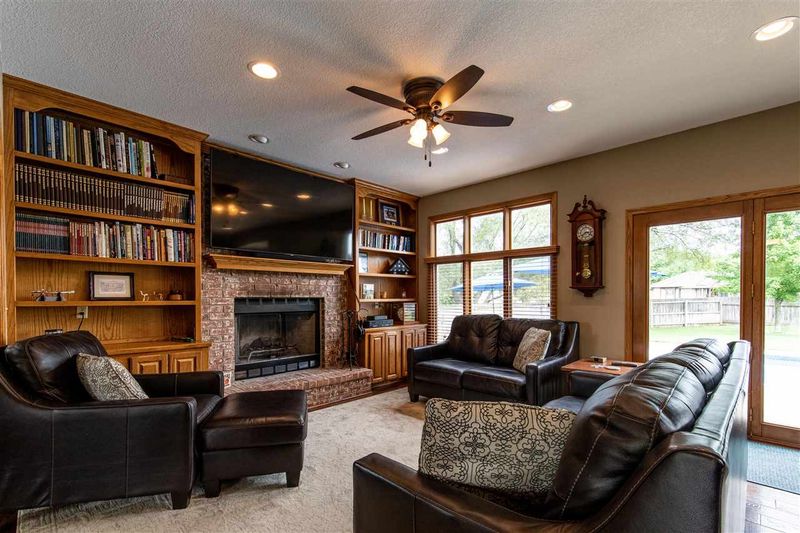 14900 E Gilbert St, Wichita, KS 67230