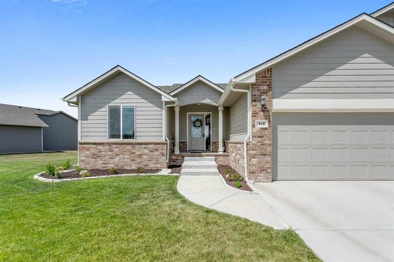 818 Freedom St, Derby, KS 67037