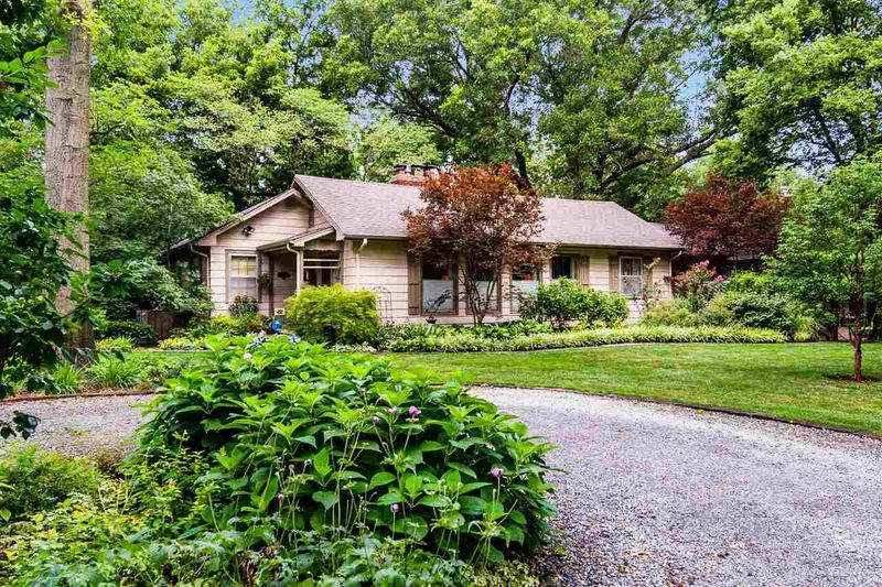5709 N Sullivan Rd, Wichita, KS 67204